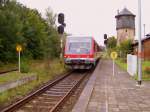 DB 628 601-7 als RB nach Naumburg (S) Hbf, bei der Ausfahrt in Nebra; 08.09.2007 