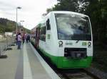 EB VT 307 als Winzerfestsonderzug aus Gera Hbf, am 08.09.2012 am Hp Freyburg.
