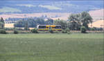 KEG VT 3.08 als RB von Artern nach Naumburg, am 09.07.2003 bei Donndorf.