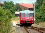 Der Sonderzug von Sch�nberg nach Wangen, am 12.07.2009 bei der Ausfahrt in Laucha.