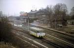 KEG VT 2.15 verl��t am 17.03.1996 als RB 15617 nach Naumburg Hbf den Bf Artern.