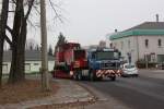 Am 18.11.2011 kam die von der Erfurter Bahnservice gekaufte 312 113-4 per Tieflader in Karsdorf an.