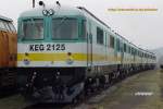 KEG 2125 am Zementwerk Karsdorf; 09.04.2004 (Foto: Volker Gelmroth http://lokomotive.com/pribahn)