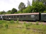 DR 57 50 82-15 095-5 BDghws der Eisenbahnfreunde Sta�furt in dem Sonderzug aus Sch�nebeck, am 11.06.2005 im Bf Freyburg.