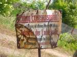 Ein altes Hinweisschild am Rande des Naumburger Ostbahnhofs; 28.05.2011 (Foto: G�nther G�bel)