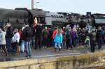 Der  Nikolaus-Express  aus Leipzig-Plagwitz, am 08.12.2013 in Zeitz.
