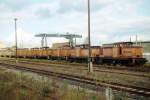Am 12.10.1997 traff dieser Schrottlokzug aus Nossen in Naumburg Ost ein.