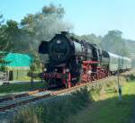 EMBB 52 8154-8 mit dem Leerzug DLr 84194 von Freyburg zur Abstelltung nach Karsdorf, am 13.09.2008 in Balgst�dt.