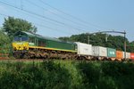 RailTraxx 266 031 passiert Tilburg-Warande am 26 Augustus 2016.