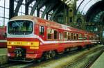 Am 16 Juli 1998 steht NMBS 943 in Antwerpen Centraal.