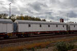 Ein Wohnzug des belgischen Infrastrukturunternehmens INFRABE steht am 21 Oktober 2025 in Ans. Hier der Wagen 80 88 3936 866-5 B-INFBL, der ehem. Gattung Res mit Wohnaufbau.  Ein Wohnzug des belgischen Infrastrukturunternehmens INFRABE steht am 21 Oktober 2025 in Ans. Hier der Wagen 80 88 3936 866-5 B-INFBL, der ehem. Gattung Res mit Wohnaufbau.