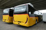 (280'838) - PostAuto Graubünden - PID 12'378 - Iveco am 28. September 2025 in Kerzers, Murtenstrasse (280'838) - PostAuto Graubünden - PID 12'378 - Iveco am 28. September 2025 in Kerzers, Murtenstrasse