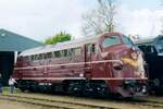 MuseumsNohab MY 1101 steht am 23 Mai 2004 ins Bw von Randers. Mit 1101 fang in 1954 der Zeitalter des Nohabs in Dänemark -über 65 Jahre- an. Auch wenn die Nohabs bei der DSB verschwunden sind, sind manche dieser stärke Dieselloks pei Privaten unterwegs.