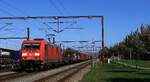 Da die Litra-EG Lokomotiven nicht nach Deutschland fahren wurde im Bhf Pattburg/DK umgespannt auf die DBCSC 185 327-1 REV/AM9/04.12.22.