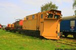 80 50 979 8201-3  Schneepflug Meiningen  am Historischen Lokschuppen Wittenberge am 30.04.2016