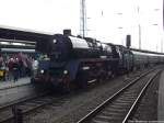 Zum Bahnhofsfest kommt 03 1010 aus Cottbus bei der Einfahrt in den Bahnhof Stralsund eingefahren am 12.10.13