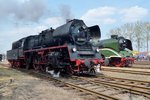 Parallel zwischen 35 1019 und 18 201 uin Wolsztyn am 30 April 2016.