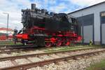 Mit der Untergang von das Süddeutsches Eisenbahnmuseum Heilbronn hat u.A. das Bayerisches Eisenbahnmuseum in Nördlingen einige Neuzugänge bekommen. Eine davon ist 80 014, den am 26 Mai 2022 ins BEM fotografiert wurde.