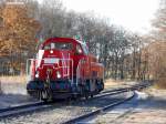 bei strahlender sonne rangierte 261 028-5 beim bhf glinde am 25.11.13