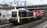 295 037-0 von rail system und 261 034-3 fuhren lz durch hh-harburg,26.01.21