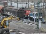 298 332-8 und 332 XXX-X  abgestellt am Lokschuppen an der Berliner Brcke in Halle (Saale) am 5.1.15