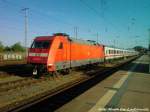 101 127-9 abgestellt im Morgenlichen Bahnhof Stralsund Hbf am 25.5.12