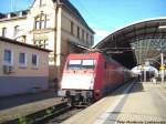 101 108-9 mit einem InterCity im Bahnhof Halle (Saale) Hbf am 1.11.14