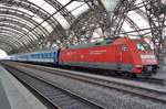 Am 9 April 2017 steht 101 008 in Dresden Hbf.