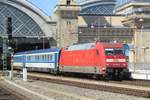 EuroCity nach Praha mit 101 096 steht am 8 April 2018 in Dresden Hbf.