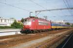 Das war Einmal! 103 180 mit NS-Wagen treft in Venlo ein am 16 April 1998.