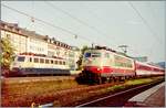 Die DB 110 417-3 und 103 108-7 in Koblenz Hbf.