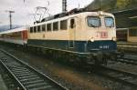 Am 13 April 2000 steht 110 128 in Koblenz Hbf.