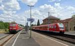 Zwei 612er halten auf Gleis 1 im Bahnhof Hafurt um in Krze weiter als RE nach Bayreuth Hbf/Hof Hbf zu fahren.