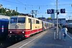 111 212-7 stand mit UEX 1395 nach villach in hh-altona,23.08.22