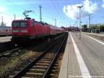 112 133 als RE3 bei der Einfahrt in stralsund Hbf am 10.6.13