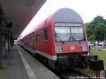 BR 112 mit dem Warnemnde-Express im Bahnhof Warnemnde am 22.6.13