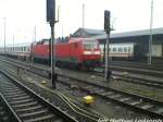 BR 120 im Bahnhof Stralsund am 13.4.13