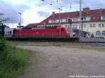 BR 120 & am anderen Ende des Zuges 101 044 am InterCity (IC) im Bahnhof Ostseebad Binz am 27.6.13