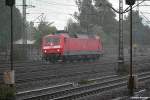 120 104-5 ist solo bei sprhregen am 20.09.13 durch hh-harburg gefahren