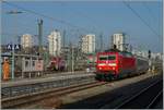 Die DB 120 111-0 erreicht mit ihrm IC nach Innsbruck Stuttgart Hbf.