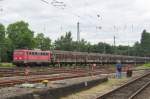 Der Henkell-Zug passiert Darmstadt-Kranichstein am 30 Mai 2014.