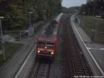 143 957 als S7 mit ziel Halle-Nietleben im Bahnhof Halle-Zscherbener Strae am 8.9.14