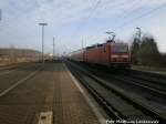 143 053-7 verlsst den Bahnhof Landsberg (b Halle/Saale) am 26.1.15