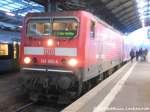 143 002 im Bahnhof Halle (Saale) Hbf am 19.2.16