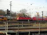 143 XXX mit einer Regionalbahn bei der vorbeifahrt am DB Museum Koblenz-Ltzel am 28.1.17