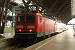 143 957 mit der S3 mit ziel Schkeuditz im Bahnhof Leipzig Hbf am 26.2.21