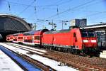 146 011 stand mit einen RE im hbf dresden,04.02.17