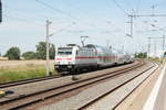 146 567 mit ihrer IC2 Garnitur bei der Durchfahrt in Niemberg am 30.7.20