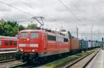 DB 151 020 durchfahrt Passau am 2 Juni 2003.