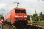 Whrend ein Bahnhofsfest in Kaldenkirchen am 12 Augustus 2006 lasst 152 064 sich sehen.